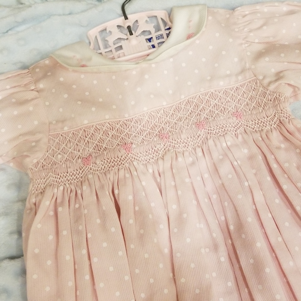 Carriage Boutiques smockedko romper 9mo